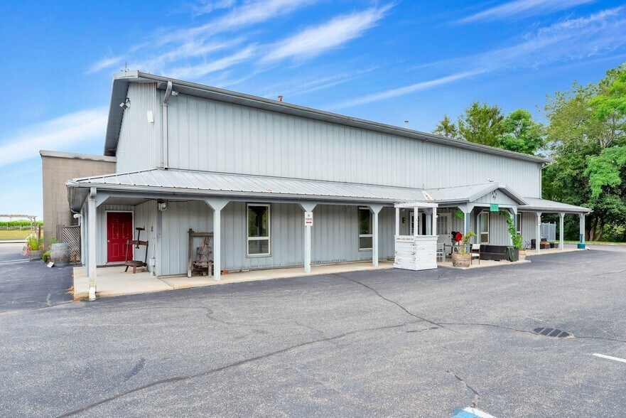 More Photos Of 44075 Rte 25, Peconic Winery Vineyard For Sale