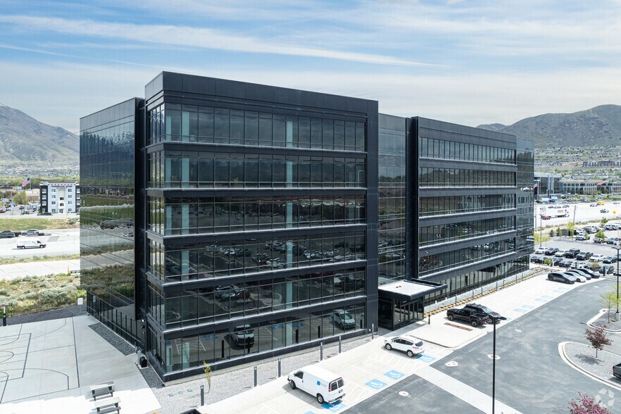 More Photos Of 13707 S 200 W, Draper Office For Lease