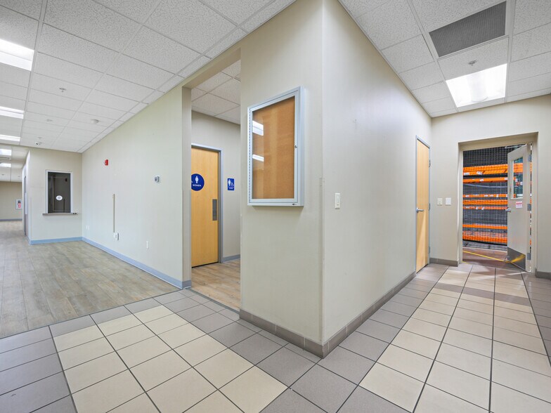 More Photos Of 2530 High Country Ct, Grand Junction Distribution For Lease