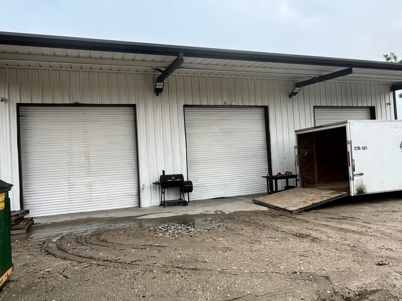 More Photos Of 107 Tower, Channelview Industrial For Sale