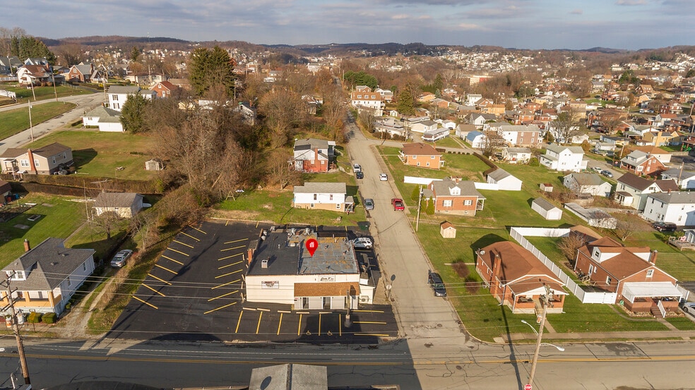 More Photos Of 201 Baughman Ave, Jeannette Restaurant For Sale