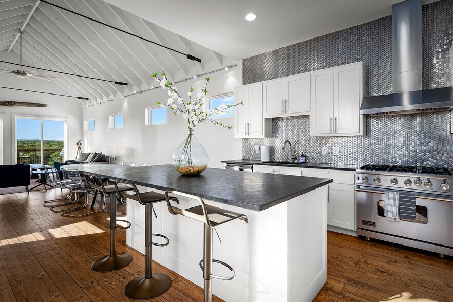 More Photos Of , New Braunfels Specialty For Sale