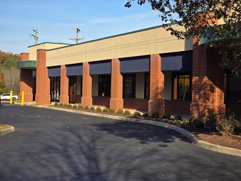 More Photos Of 8400 Northrun Medical Dr, Mechanicsville Office For Lease