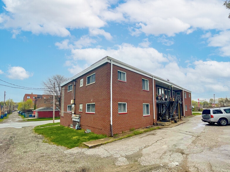 More Photos Of 3600-3610 Washington St, Gary Apartments For Sale