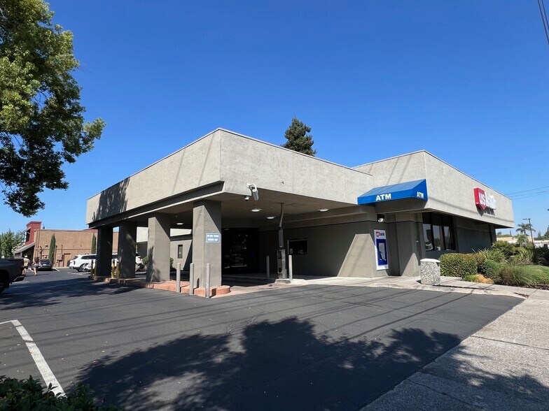 More Photos Of 3501 Tully Rd, Modesto Bank For Sale
