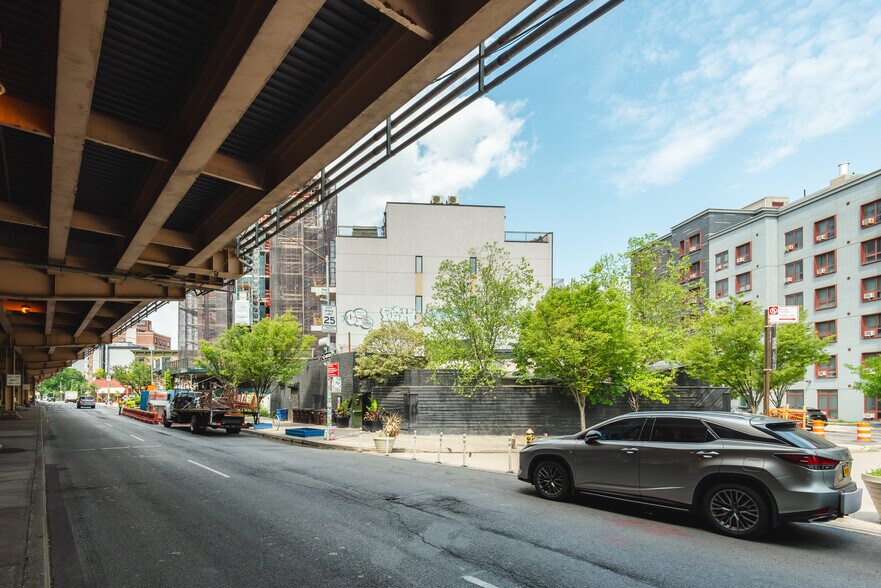 More Photos Of 56 Frost St, Brooklyn Apartments For Sale