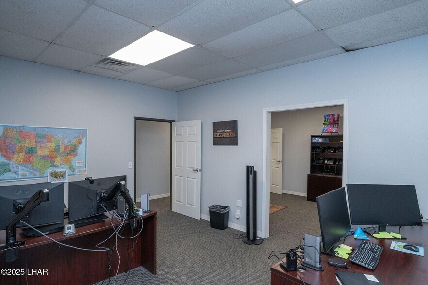 More Photos Of 2880 Sweetwater Ave, Lake Havasu City Light Manufacturing For Lease