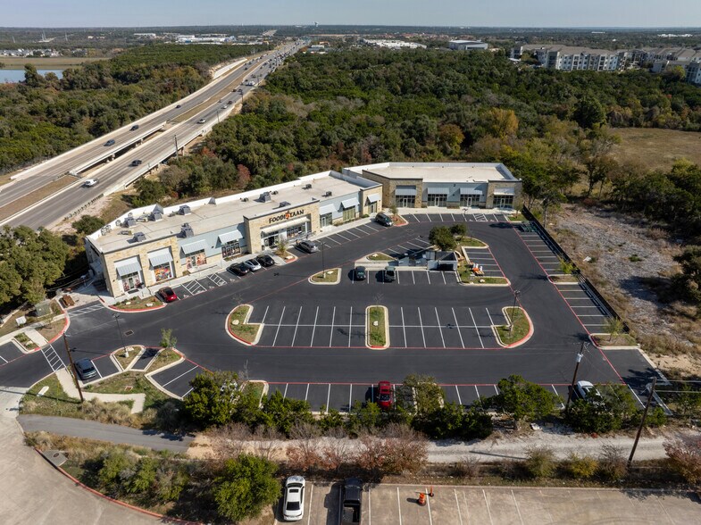 More Photos Of 2200 E Whitestone Blvd, Cedar Park Freestanding For Lease