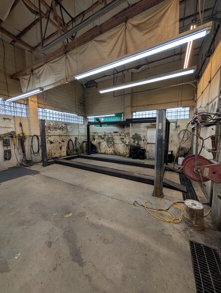 More Photos Of 158 S White Horse Pike, Audubon Auto Repair For Sale