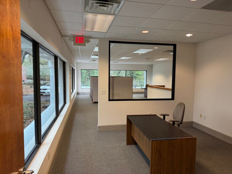 More Photos Of 2707 Buford Hwy, Atlanta Office For Lease