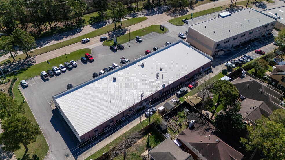 More Photos Of 16143 N Eldridge Pky, Tomball General Retail For Sale