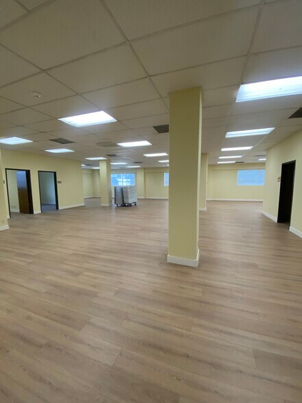 More Photos Of 2677 Zoe Ave, Huntington Park Loft Creative Space For Lease