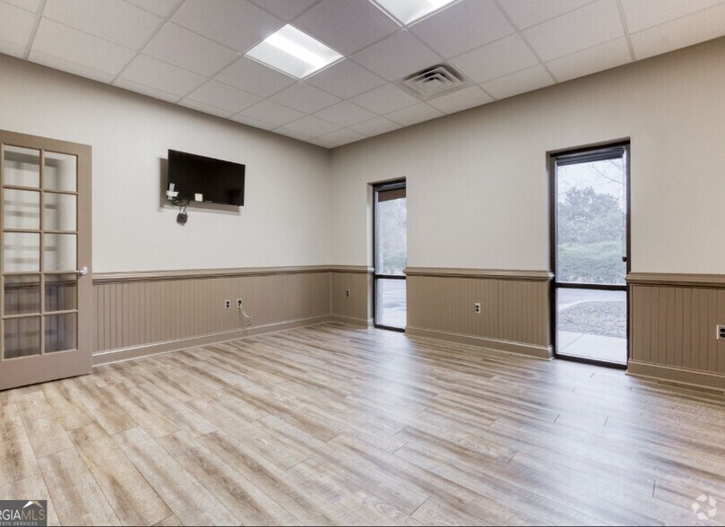 More Photos Of 1958 Youth Monroe Rd, Monroe Medical For Sale