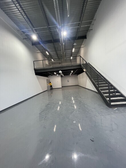 More Photos Of 2601 TX-121, Lewisville Light Distribution For Sale