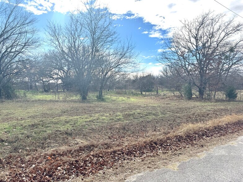 More Photos Of 108 N Agnew St, Boyd Land For Sale