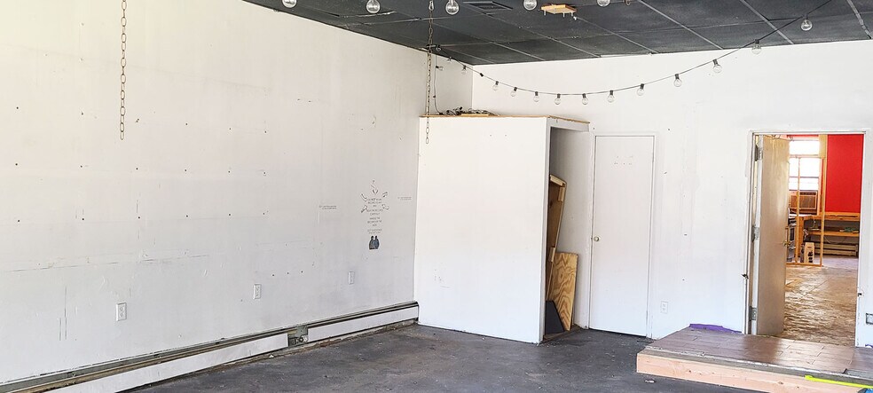 More Photos Of 1165 Myrtle Ave, Brooklyn Storefront Retail Residential For Lease