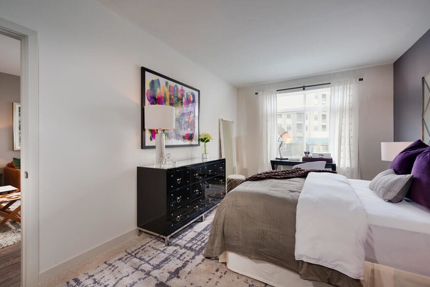 More Photos Of 8010 Gramercy Blvd, Rockville Apartments For Lease