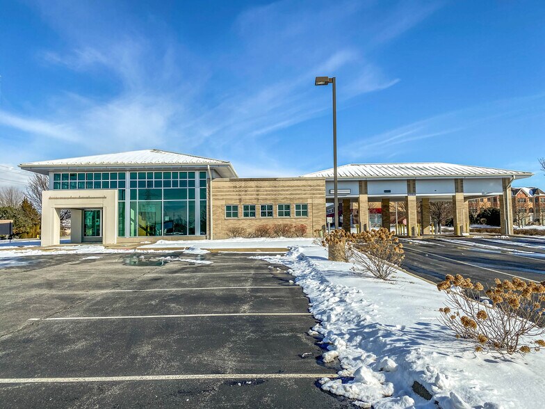 More Photos Of 11051 W 179th St, Orland Park Bank For Sale