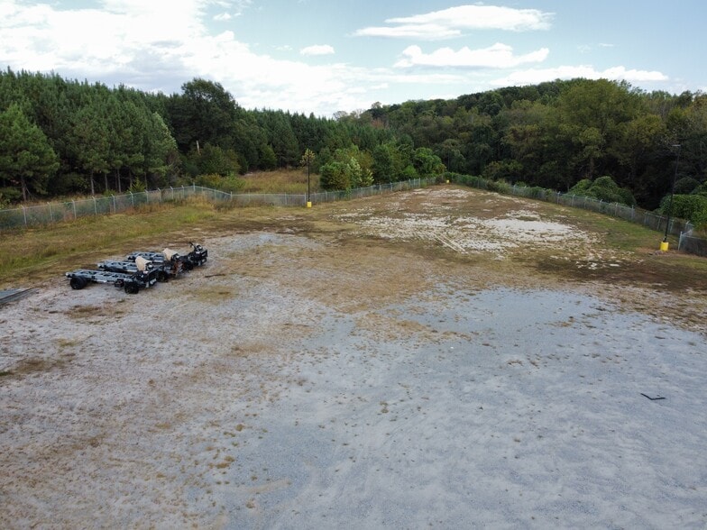 More Photos Of 452 Hyatt St, Gaffney Truck Terminal For Lease