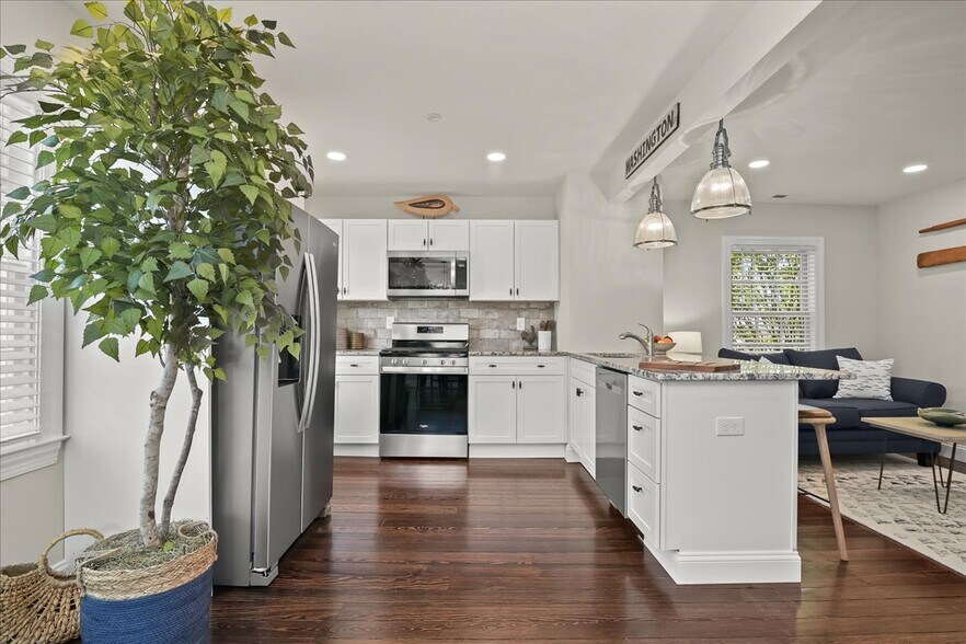 More Photos Of 140 S Washington St, Easton Multifamily For Sale