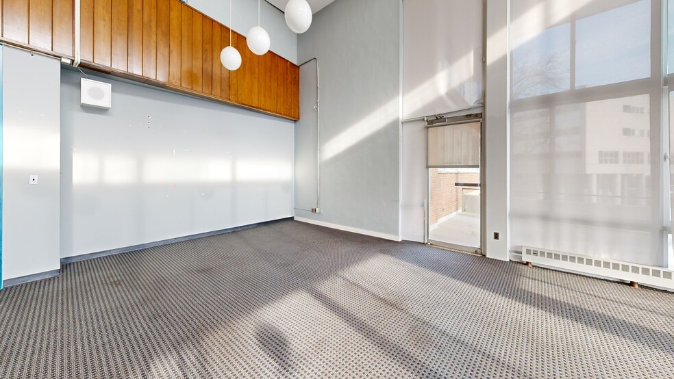 More Photos Of 3300 Henry Ave, Philadelphia Unknown For Lease