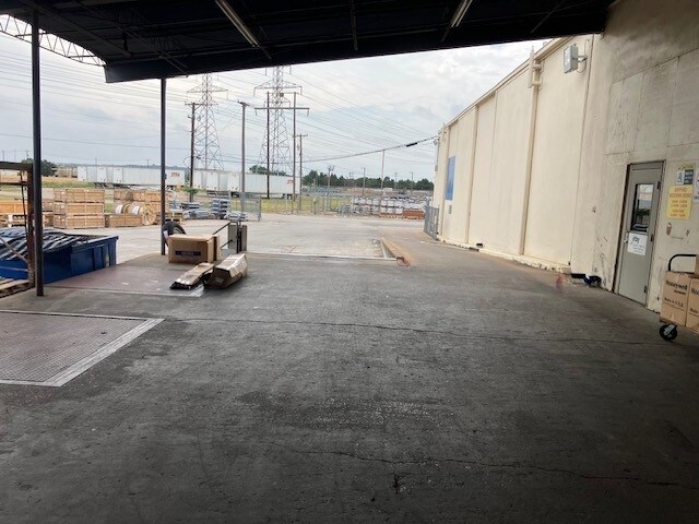 More Photos Of 7015-7125 Belton St, Richland Hills Warehouse For Lease