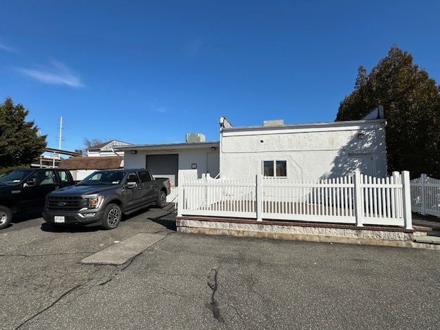 More Photos Of 20 John St, Amityville Storefront Retail Office For Lease
