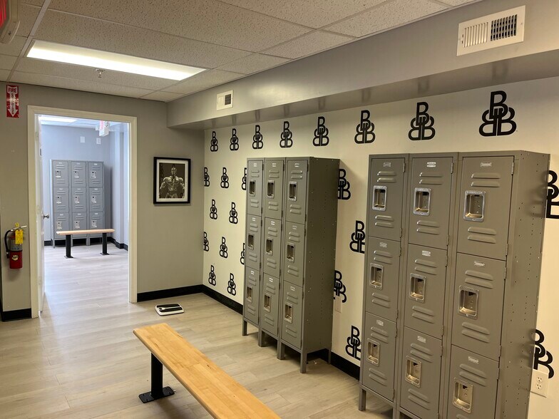 More Photos Of 3527 Harlem Rd, Buffalo Office For Sale