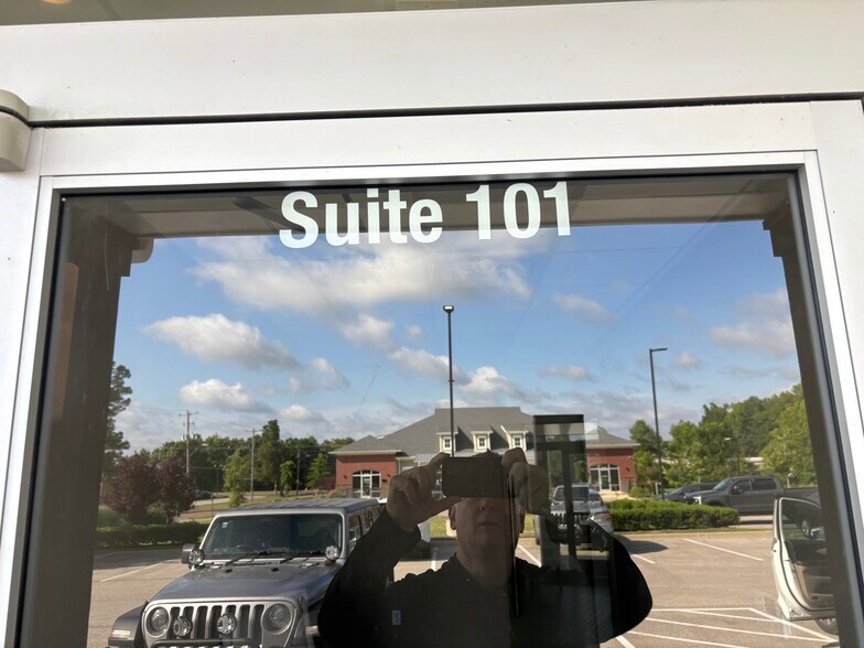 More Photos Of 6225 Greenlee St, Arlington Office For Lease