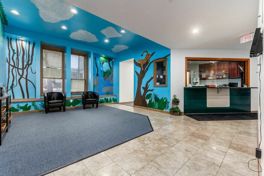 More Photos Of , Columbus Office For Sale
