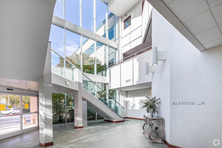 More Photos Of 7500 Hugh Daniel Dr, Birmingham Medical For Lease