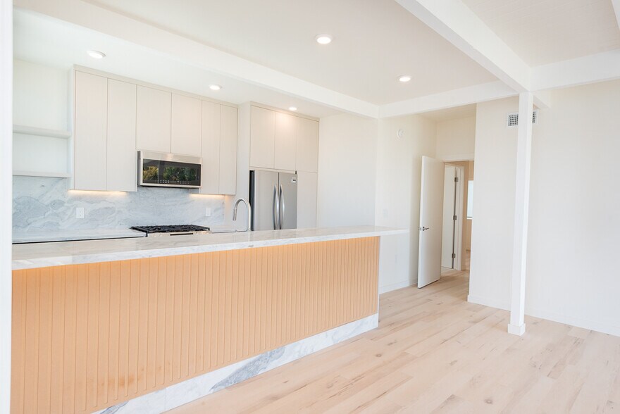 More Photos Of 7273 Birdview Ave, Malibu Apartments For Sale