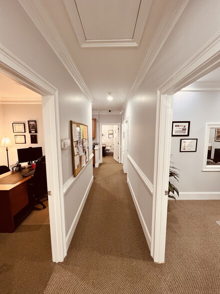 More Photos Of 2255 Sewell Mill Rd NE, Marietta Office For Sale