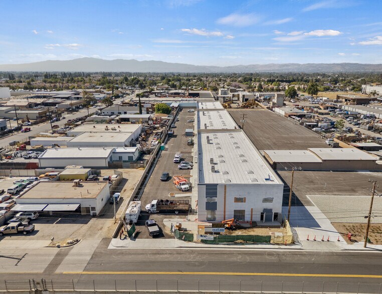 More Photos Of 5061 W State St, Montclair Industrial For Sale