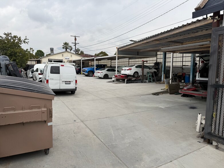 More Photos Of 1150 W Holt Blvd, Ontario Auto Repair For Lease