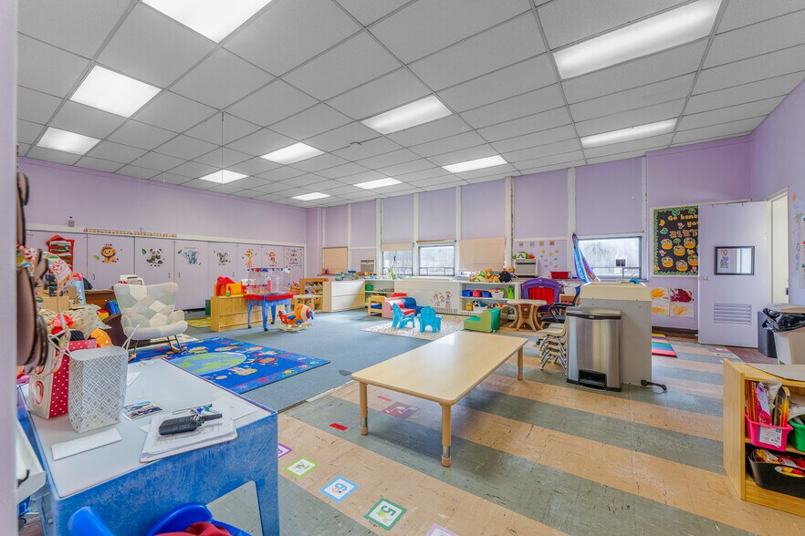 More Photos Of 300 North St, Waynesburg Schools For Sale