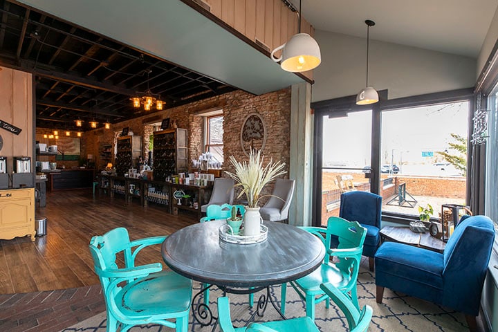 More Photos Of 21 N River St, Batavia Unknown For Lease