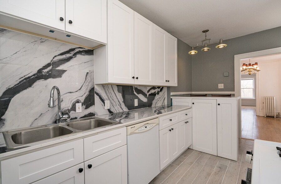 More Photos Of 1560 Gilpin St, Denver Apartments For Sale