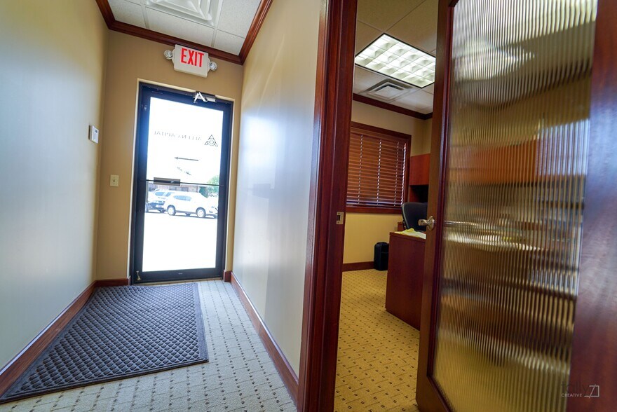 More Photos Of 3032 W Stolley Park Rd, Grand Island Office For Lease