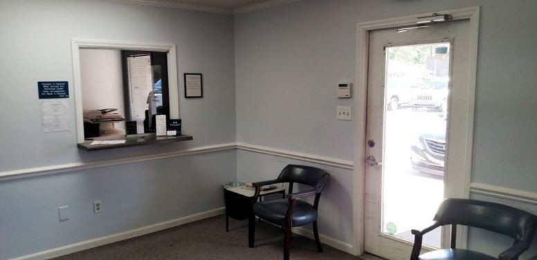 More Photos Of 1703 Country Club Rd, Jacksonville Medical For Lease