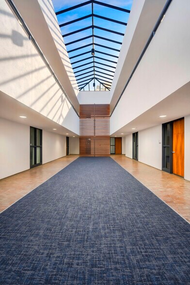 More Photos Of 2183 Fairview Rd, Costa Mesa Office For Lease