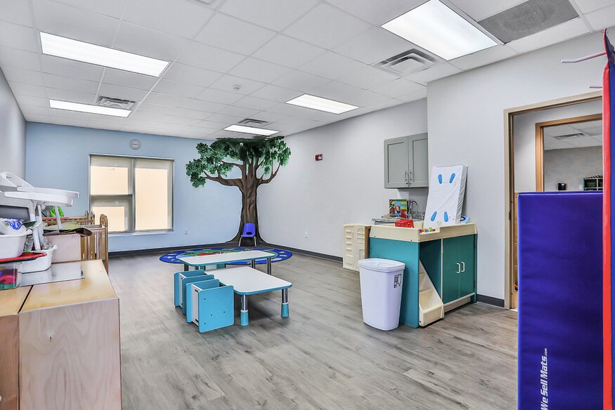 More Photos Of 210 Commerce Lake Dr, Saint Augustine Daycare Center For Lease