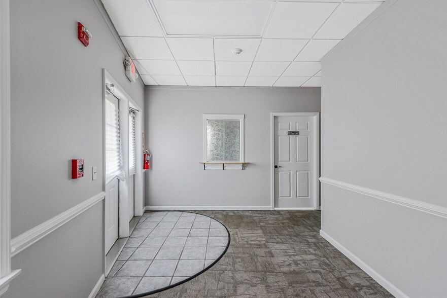 More Photos Of 1360 Montauk Hwy, Mastic Office For Sale