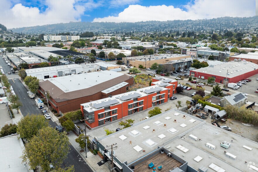 More Photos Of 1331 7th St, Berkeley Loft Creative Space For Sale