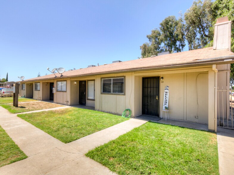 More Photos Of 3449 N Marks Ave, Fresno Apartments For Sale