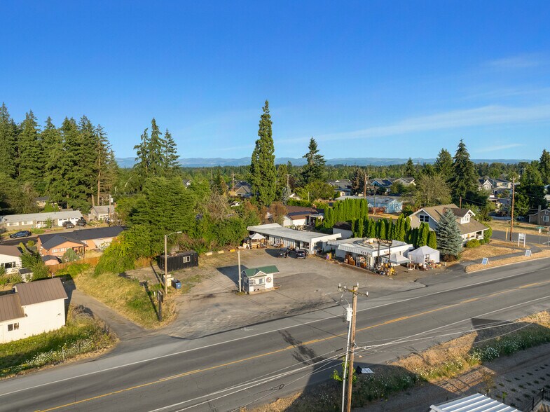 More Photos Of 21028 Highway 99E NE, Aurora Storefront Retail Office For Sale