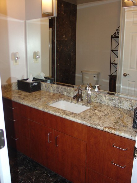 More Photos Of 1680 Village Green, Crofton Office For Sale