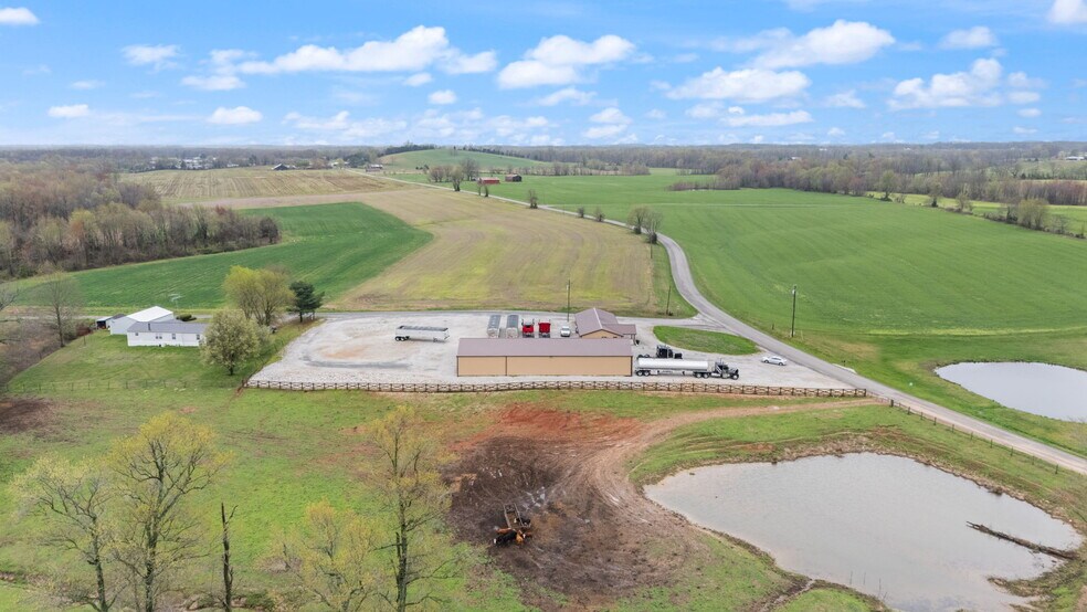 More Photos Of 4564 New Liberty Big Meadow Rd, Knob Lick Warehouse For Sale