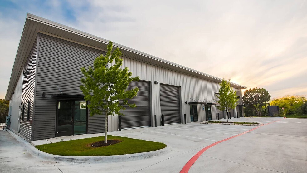 More Photos Of 7601 S Congress Ave, Austin Unknown For Lease