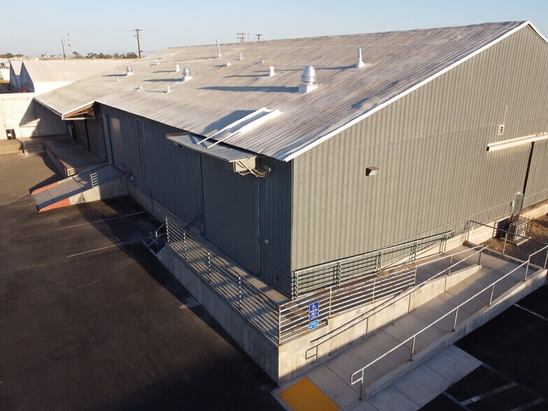 More Photos Of 960 Arden Way, Sacramento Warehouse For Sale